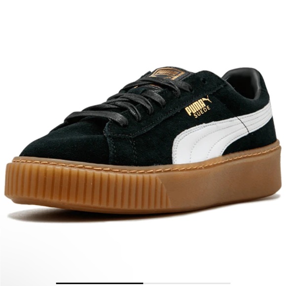 Puma Shoes - Puma suede platform core black gum women’s shoe